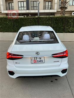 MG 5 Plus